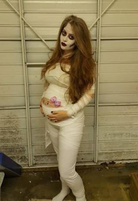 pregnant halloween costume_mummy